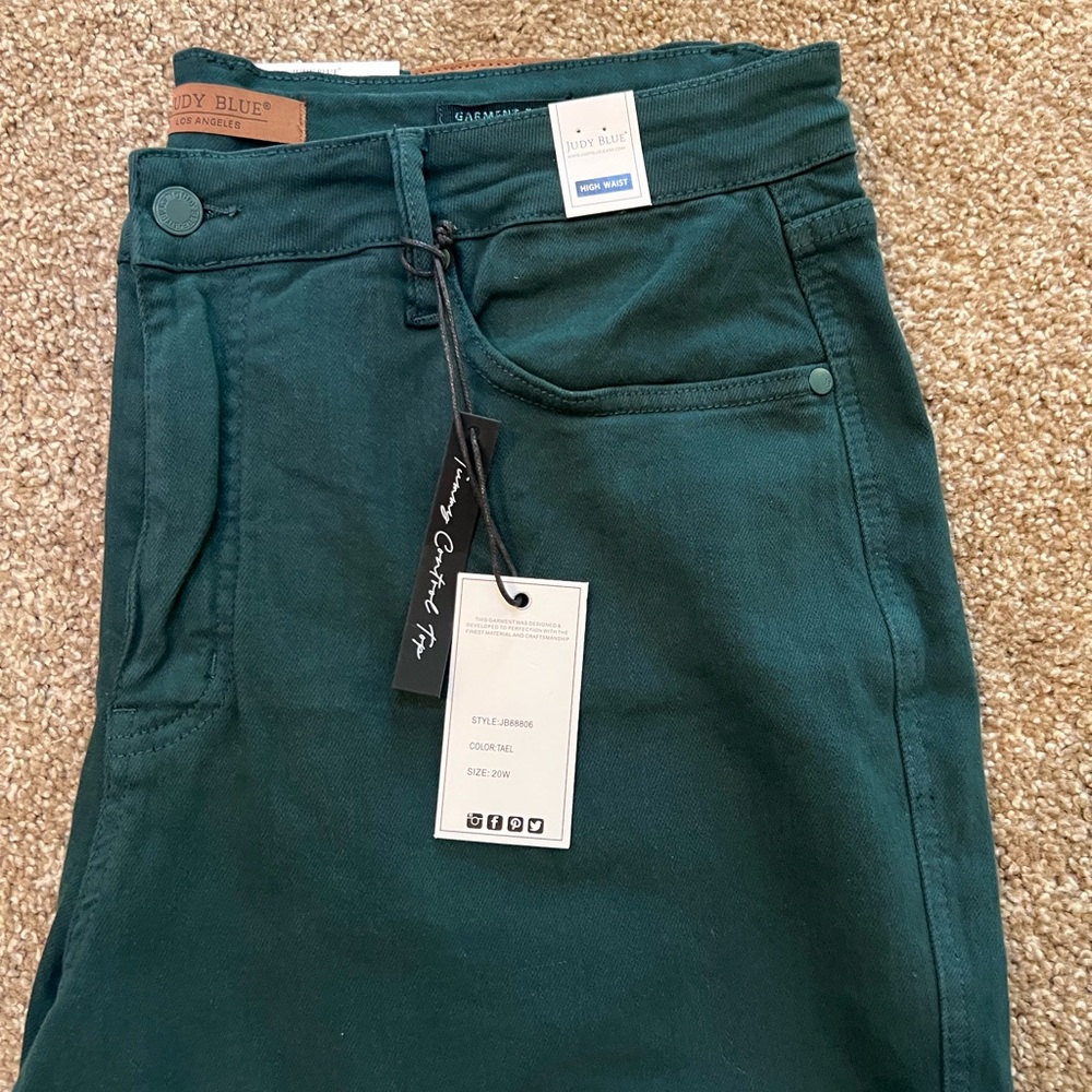 NWT Judy Blue jeans 20W